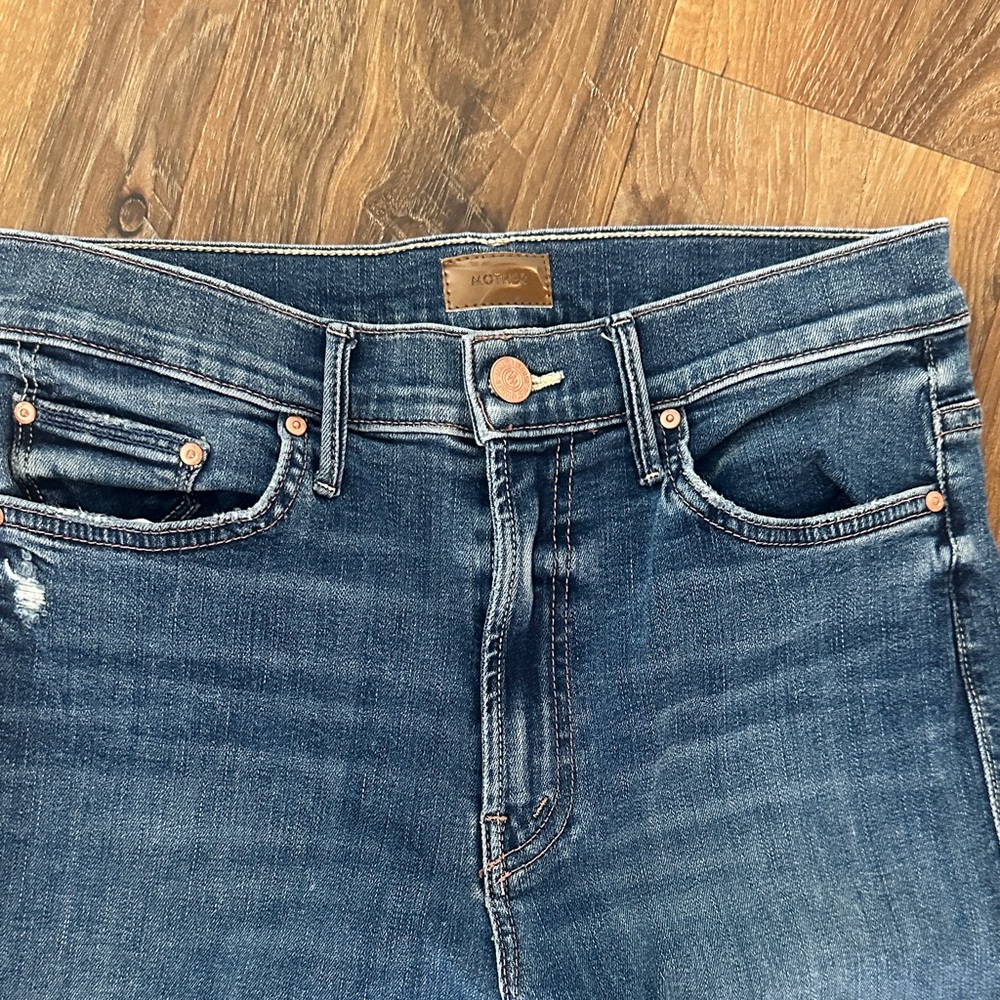 Mother the insider crop step chew jeans size 28